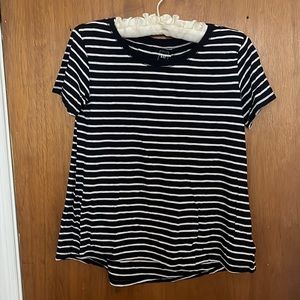 GAP blue and white stripe T shirt